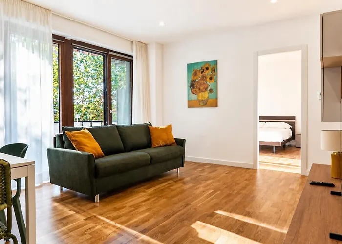 Elegantis Luce Di Trastevere With Terrace - Comfort In Charming District Rome