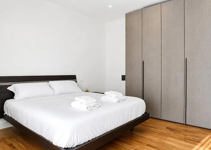 Appartement Elegantis Luce Di Trastevere With Terrace - Comfort In Charming District Rome