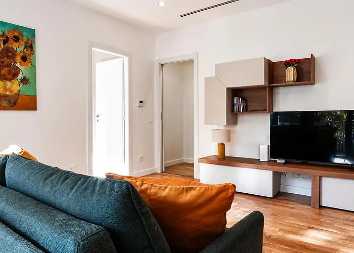 Elegantis Luce Di Trastevere With Terrace - Comfort In Charming District Rome